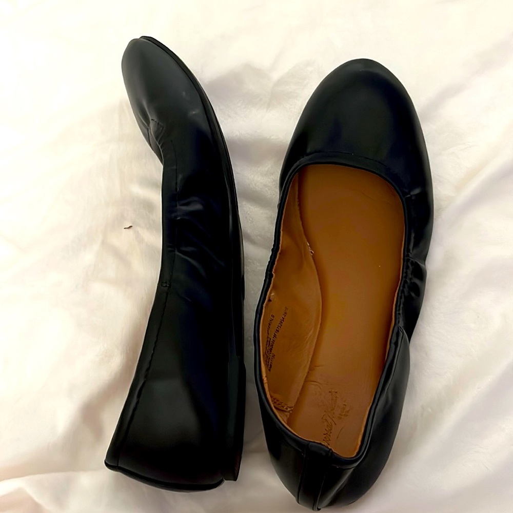 Cute slip ons too big for me